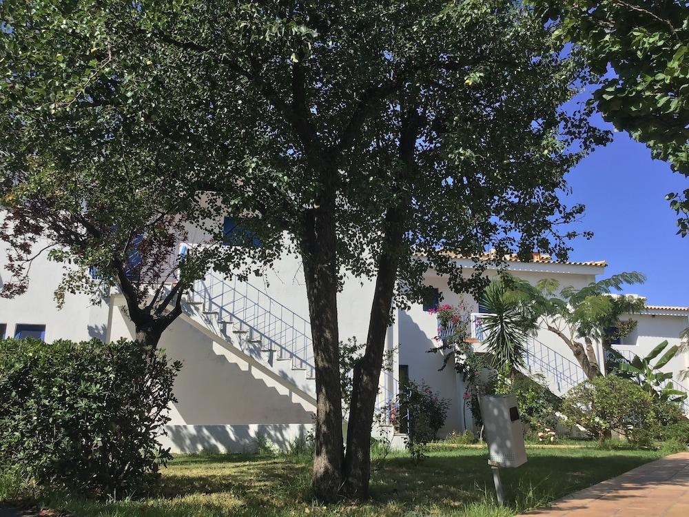 Hotel Oasis Kyparissia Bagian luar foto